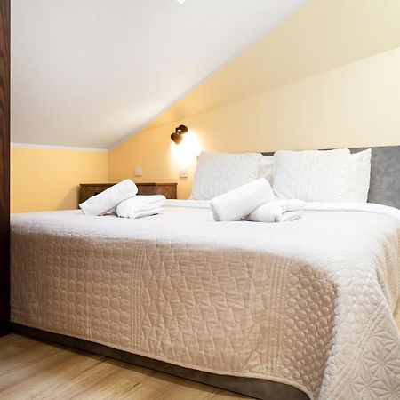 Househost Apartment:Bracka 3/15A Красков Екстериор снимка